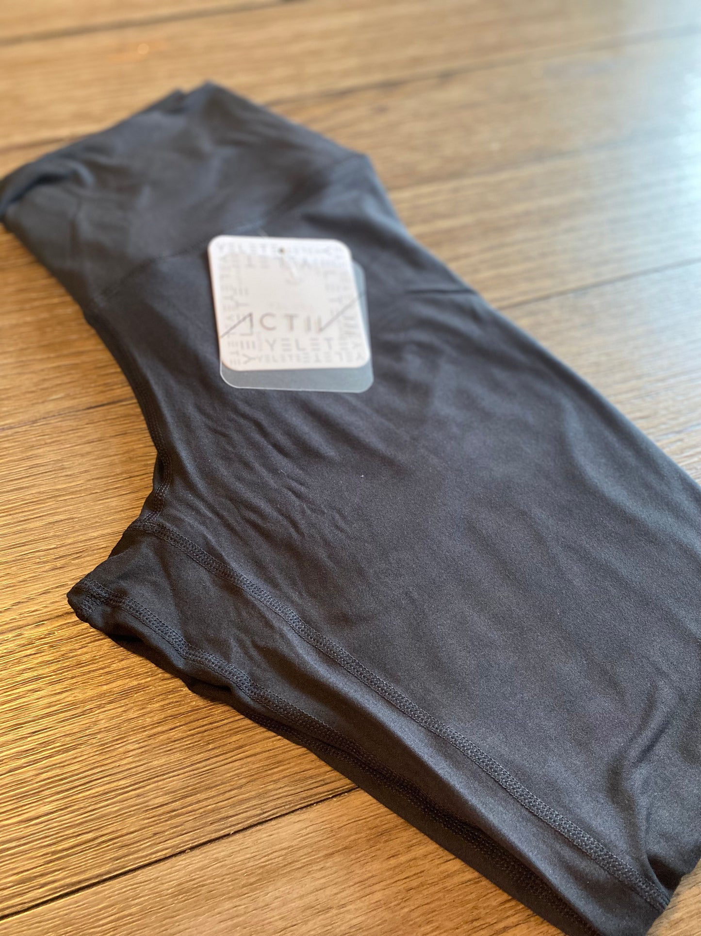 Lori Ann — s/m black butter leggings