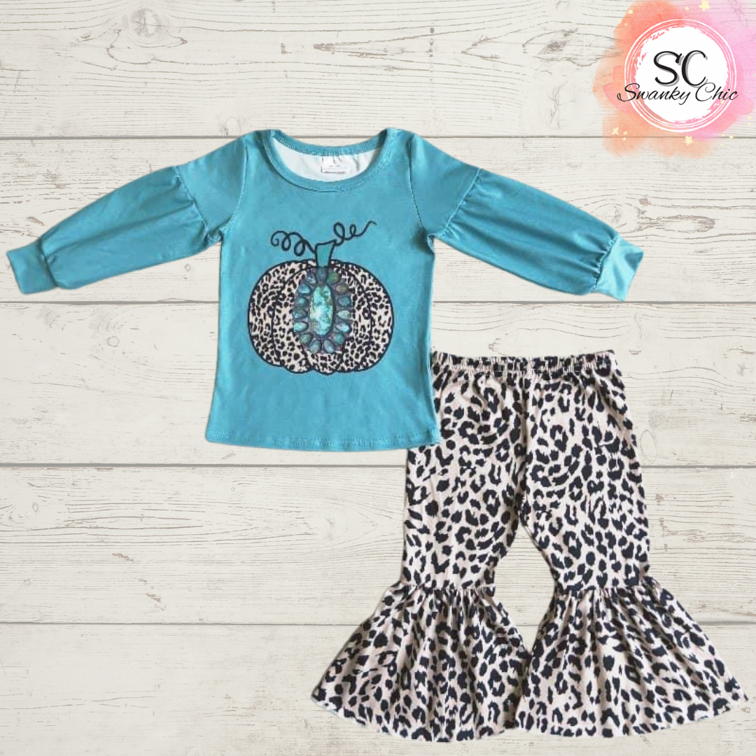 Samantha Taylor — 12/18 mos Girls, blue leopard pumpkin outfit