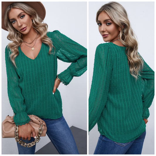 Shannen Carter — X-Large, green Swiss dot blouse