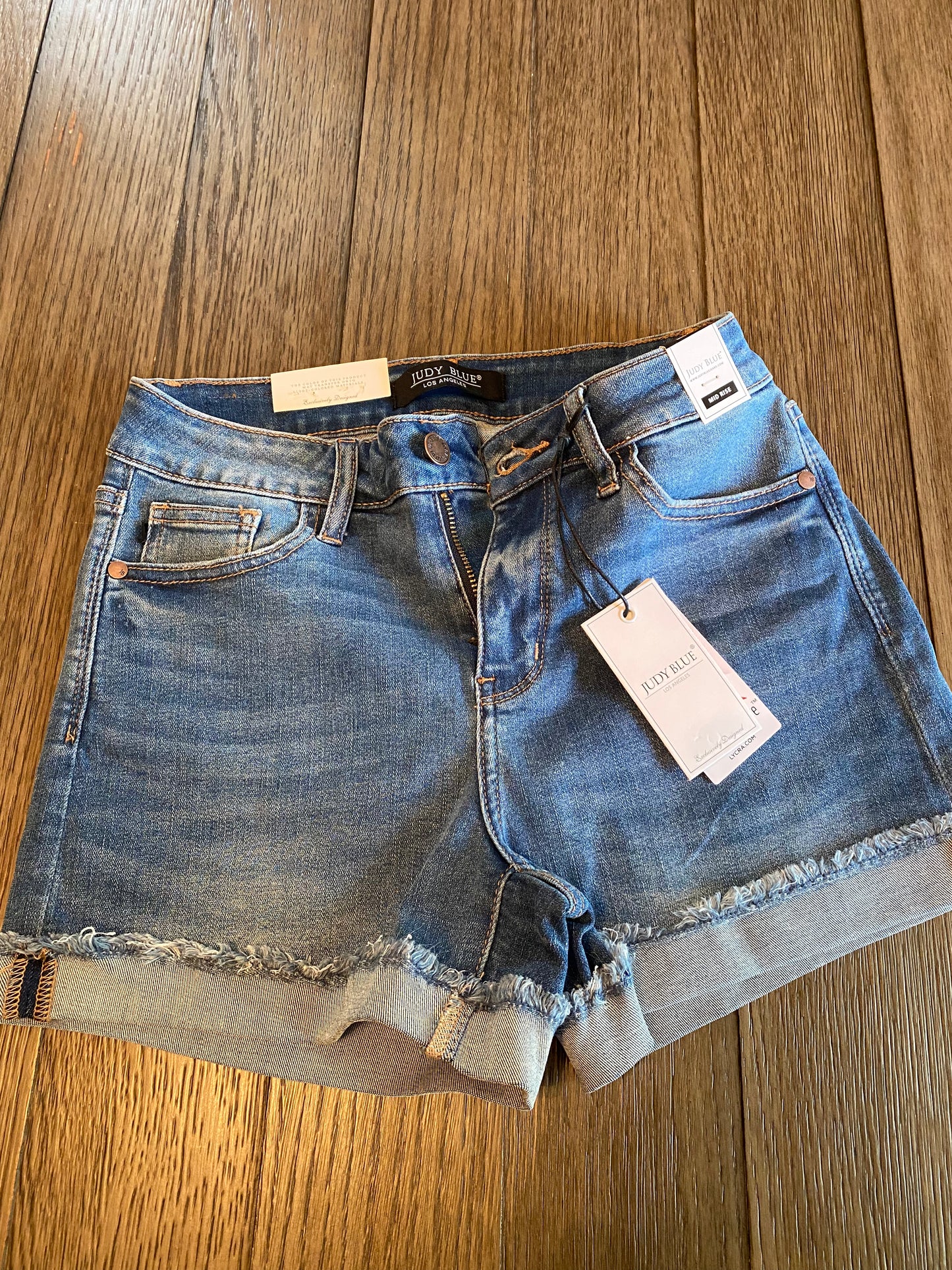 Kaelan Williams — Large, Judy Blue denim shorts