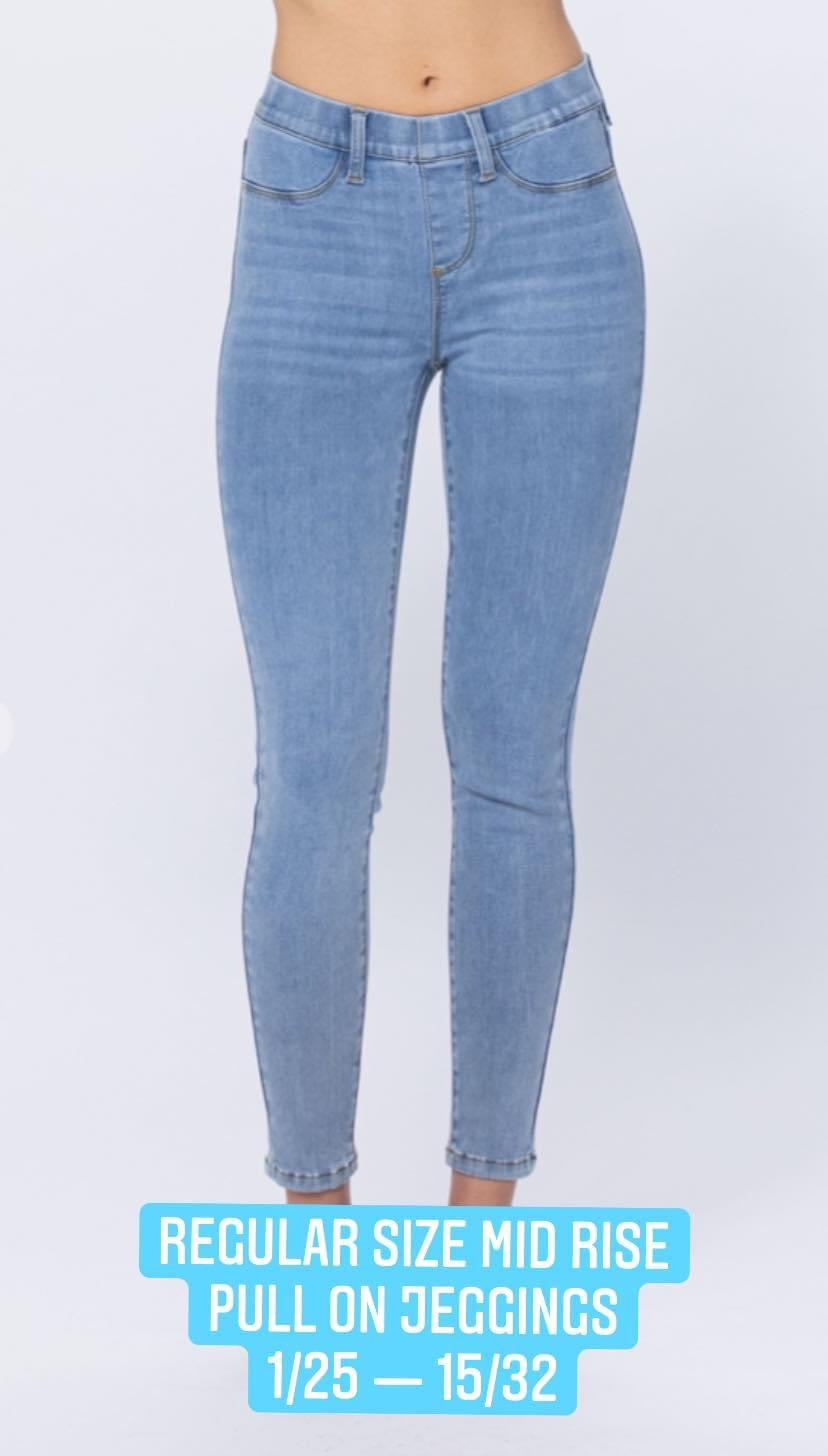 Lacey Moore — 11/30 Judy Blue skinny jeggings (light wash, no distress)