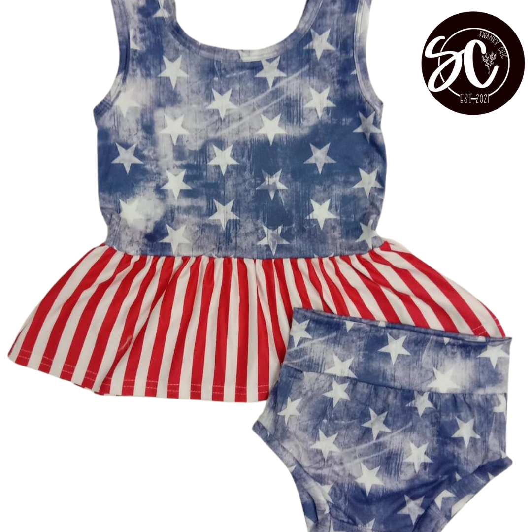 Samantha Taylor — Girl’s 6/12 mos, Stars & Stripes baby bummie outfit