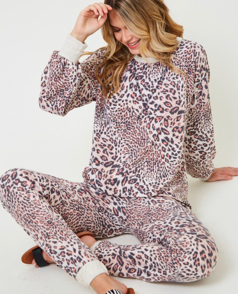 Kellie Staats Riggott — item #200