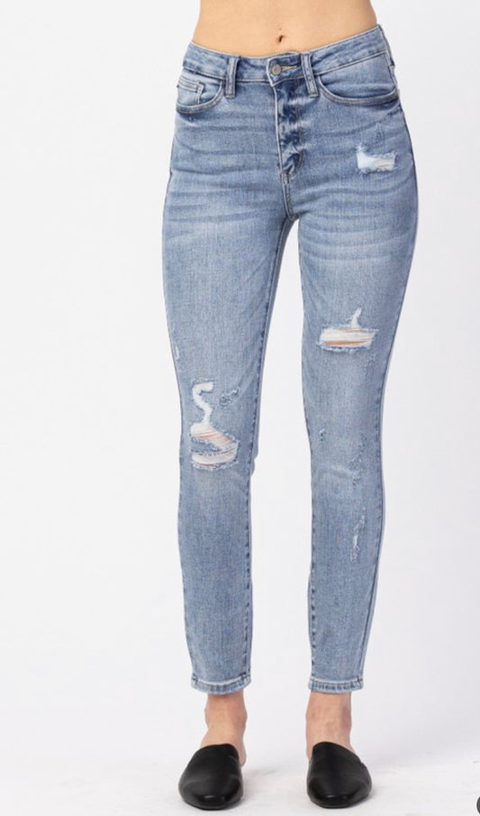 Anne Reister Baker — 11/30 Judy Blue skinny jeans